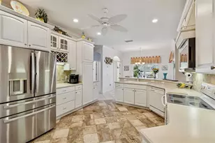 189 Largo Dr, Poinciana, FL 34759 - Photo 9