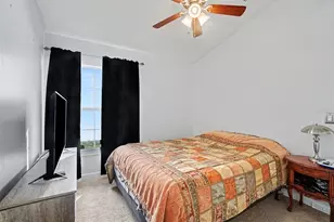 2346 Lily Pad Ln, Kissimmee, FL 34743 - Photo 33