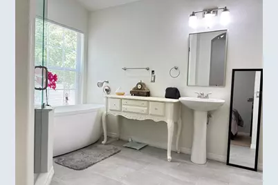 2346 Lily Pad Lane, Kissimmee, FL 34743 - Photo 13