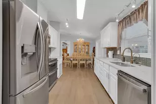 1631 Foxway Dr, Lakeland, FL 33810 - Photo 11