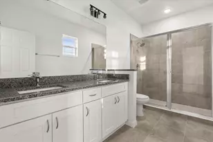 925 Lakefront Village Dr, Clermont, FL 34711 - Photo 19