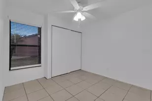 2432 King Oak Ct, Saint Cloud, FL 34769 - Photo 19