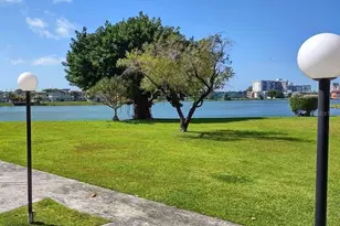 1690 NE 191th St, Miami, FL 33179 - Photo 15