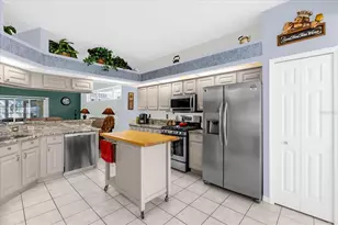 4741 Inverness Dr, Leesburg, FL 34748 - Photo 5