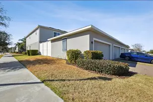 6197 Elfin Herb Wy, Winter Garden, FL 34787 - Photo 3