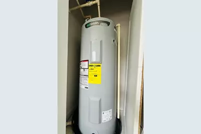 207 Golden Pond Court, Valrico, FL 33594 - Photo 17