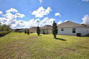 492 Pinecrest Loop, Davenport, FL 33837 - Photo 21