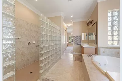 927 San Raphael Street, Poinciana, FL 34759 - Photo 21