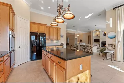 927 San Raphael Street, Poinciana, FL 34759 - Photo 15