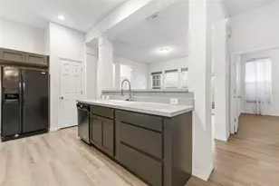 834 Lake Evalyn Dr, Celebration, FL 34747 - Photo 3