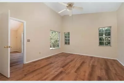 10825 Bellamy Ct Court, Orlando, FL 32817 - Photo 9