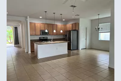 682 Star Magnolia Drive, Kissimmee, FL 34744 - Photo 5