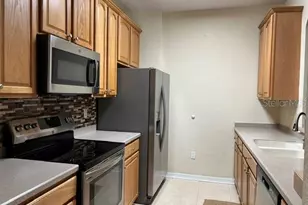 1357 Venezia Ct, Davenport, FL 33896 - Photo 7