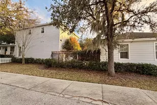 16215 Bridgecrossing Dr, Lithia, FL 33547 - Photo 27