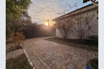 16215 Bridgecrossing Drive, Lithia, FL 33547 - Photo 25