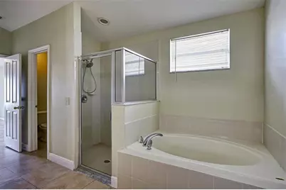 2709 Lucas Lakes Lane, Kissimmee, FL 34744 - Photo 23