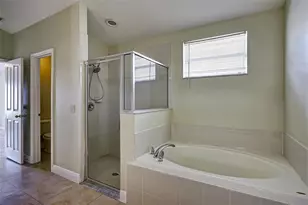 2709 Lucas Lakes Ln, Kissimmee, FL 34744 - Photo 23