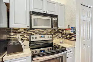 1910 Dolphin Dr, Kissimmee, FL 34759 - Photo 17