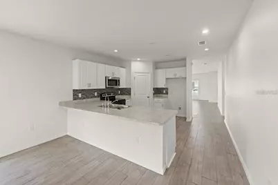 588 Meadow Bend Drive, Davenport, FL 33837 - Photo 7