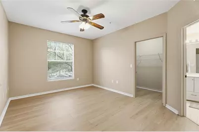 5512 Metrowest Boulevard #201, Orlando, FL 32811 - Photo 9