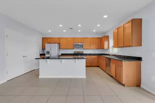 2437 Addison Creek Dr, Kissimmee, FL 34758 - Photo 35