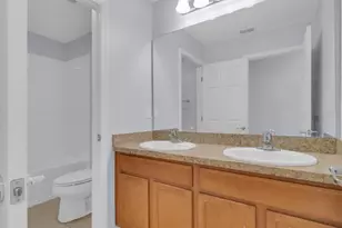 2437 Addison Creek Dr, Kissimmee, FL 34758 - Photo 17