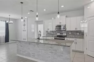 1636 Barberry Dr, Kissimmee, FL 34744 - Photo 23