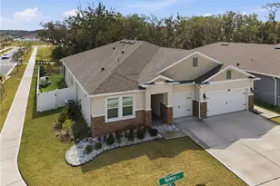 1636 Barberry Dr, Kissimmee, FL 34744 - Photo 3