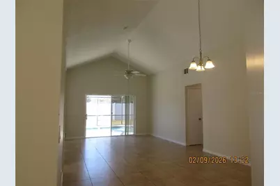 185 Seabreeze Circle, Kissimmee, FL 34743 - Photo 3