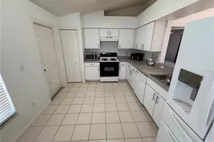 11755 Foxglove Dr, Clermont, FL 34711 - Photo 3