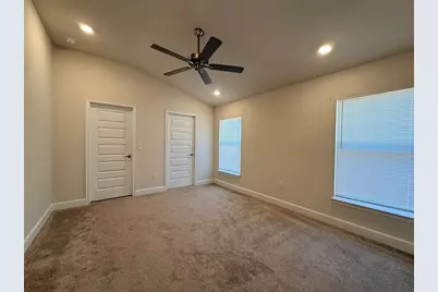 910 Hudson Valley Drive, Kissimmee, FL 34759 - Photo 19