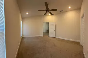 910 Hudson Valley Dr, Kissimmee, FL 34759 - Photo 21