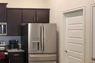 910 Hudson Valley Dr, Kissimmee, FL 34759 - Photo 11