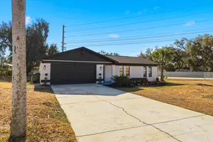 6134 Christina Dr E, Lakeland, FL 33813 - Photo 3