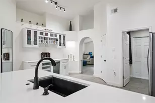 13607 Hawkeye Dr, Orlando, FL 32837 - Photo 11