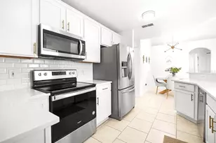 1811 Don Pl, Kissimmee, FL 34759 - Photo 9