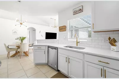 1811 Don Place, Kissimmee, FL 34759 - Photo 7