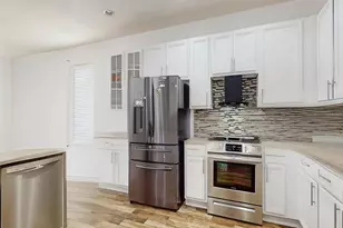 3858 Shoreside Dr, Kissimmee, FL 34746 - Photo 7