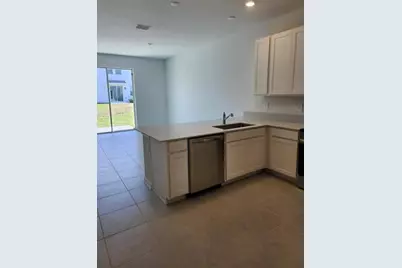 2918 Savoir Avenue, Davenport, FL 33837 - Photo 7