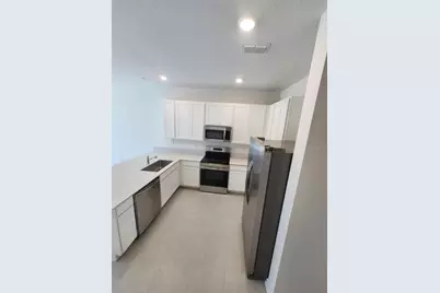 2918 Savoir Avenue, Davenport, FL 33837 - Photo 9