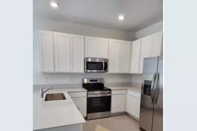 2918 Savoir Avenue, Davenport, FL 33837 - Photo 5