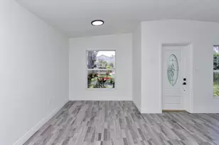 913 Buckwood Dr, Orlando, FL 32806 - Photo 11