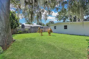 913 Buckwood Dr, Orlando, FL 32806 - Photo 9