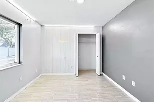 2605 Hawthorne Ln, Kissimmee, FL 34743 - Photo 23