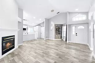 2605 Hawthorne Ln, Kissimmee, FL 34743 - Photo 5