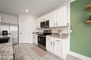 740 Squires Grove Dr, Winter Haven, FL 33880 - Photo 9