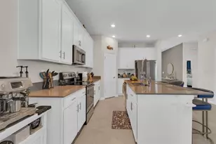 6406 Pine Warbler Wy, Saint Cloud, FL 34771 - Photo 17