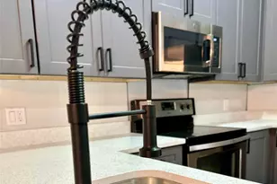 1031 Universal Rest Pl, Kissimmee, FL 34744 - Photo 15