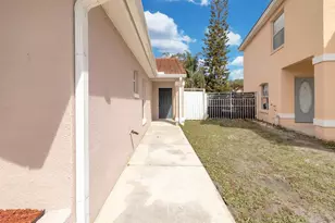 2317 Santa Lucia St, Kissimmee, FL 34743 - Photo 7