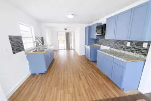 503 Magnolia Ave, Seffner, FL 33584 - Photo 3